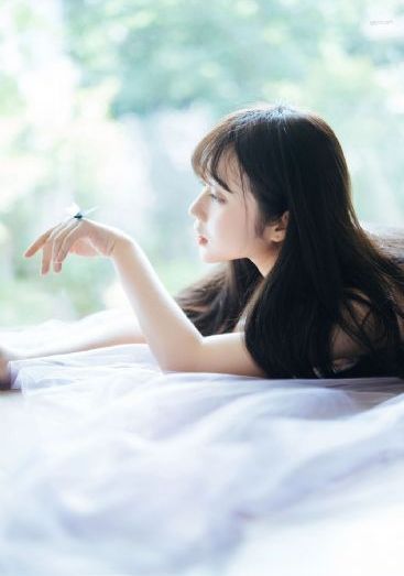 莱克茜·贝尔