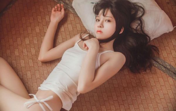 被黑人伦流澡到高潮