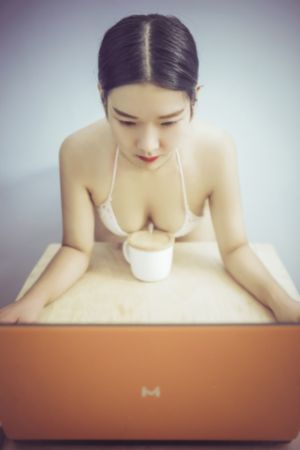女高中理论片