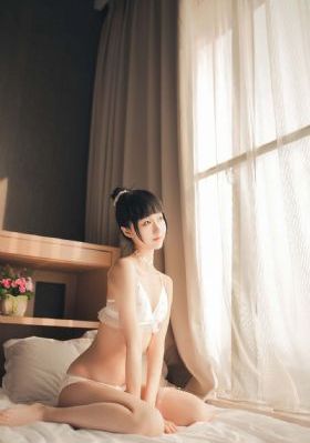 嗯啊h客厅伦女h