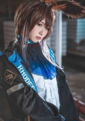 闪亮的军号